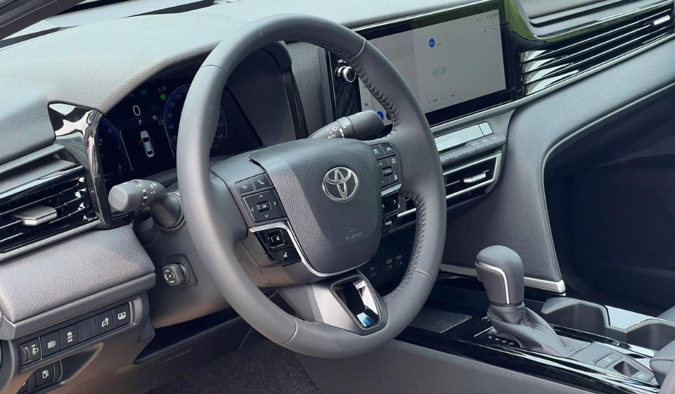 chi phí bảo dưỡng toyota camry 2.5 hev